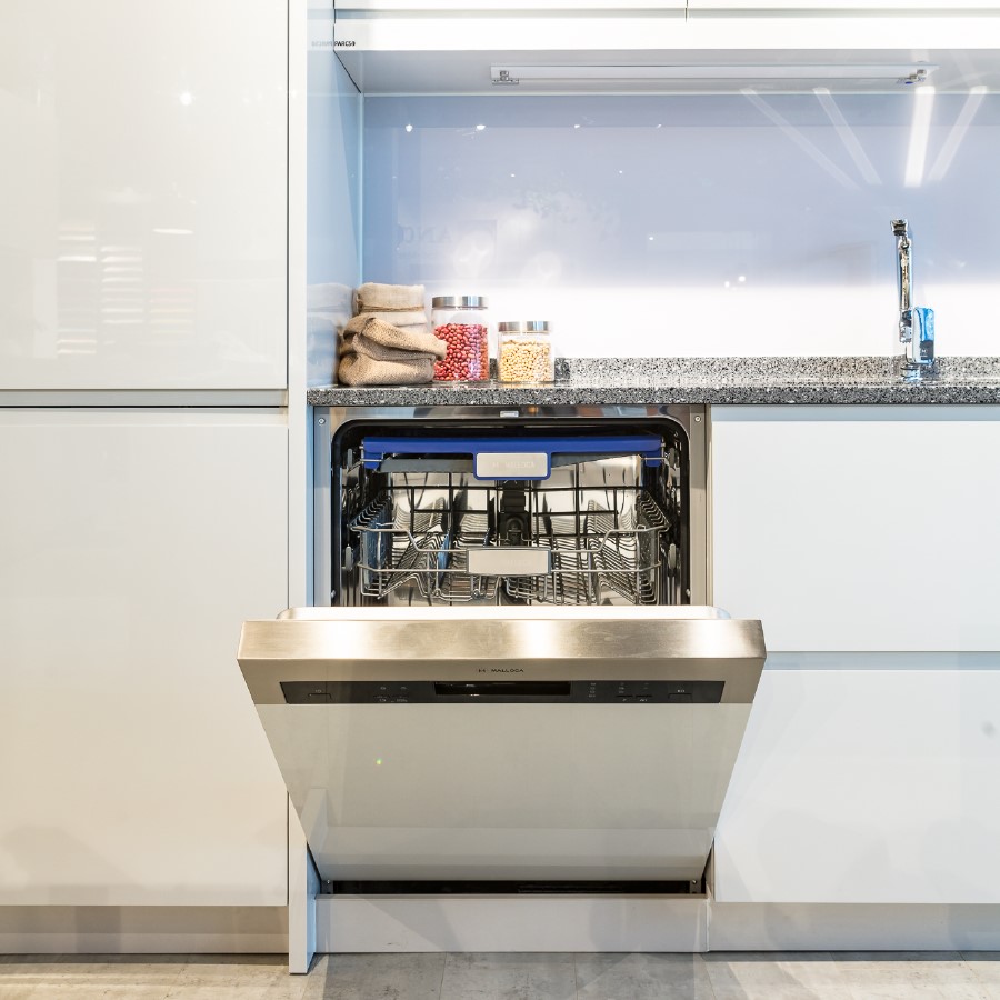 Máy rửa chén âm tủ Malloca WQP12-J7309K E5 có đa dạng các chương trình rửa