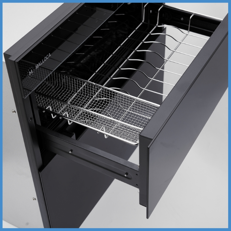 Máy sấy, tiệt trùng chén đĩa Malloca MSC-1005 có thiết kế hai tầng linh hoạt