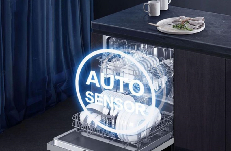 Cảm biến nước thông minh trên máy rửa chén Texgio TGF3815S 