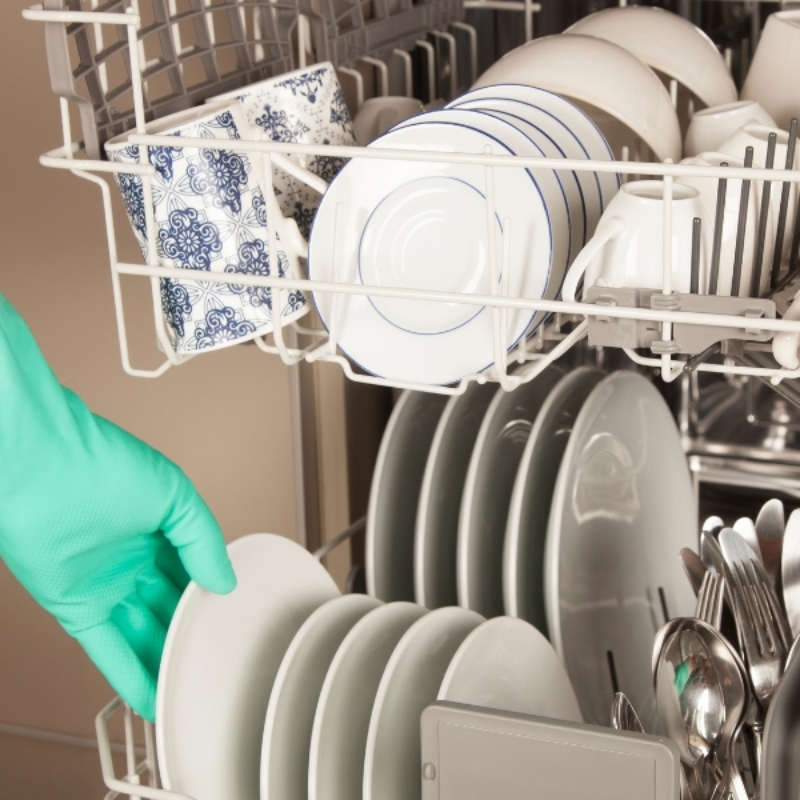 Cách sắp xếp chén bát hợp lý khi sử dụng chế độ rửa nửa tải