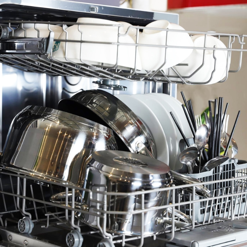 Máy rửa chén Bosch có quy trình hoạt động tuần hoàn khép kín giúp làm sạch tối ưu và tiết kiệm năng lượng