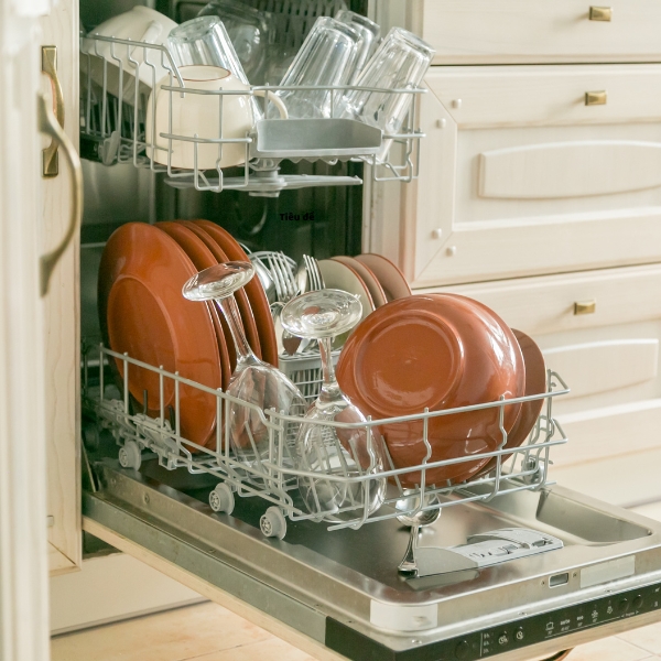 Khay điều chỉnh tiện lợi