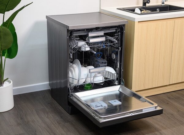 Hãy đợi 10 phút sau khi máy dừng hoạt động rồi mới nên mở máy để đảm bảo an toàn