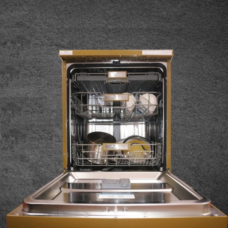 Máy rửa bát Canzy CZ P1036R có 3 tầng giúp người dùng dễ dàng sắp xếp bát đĩa