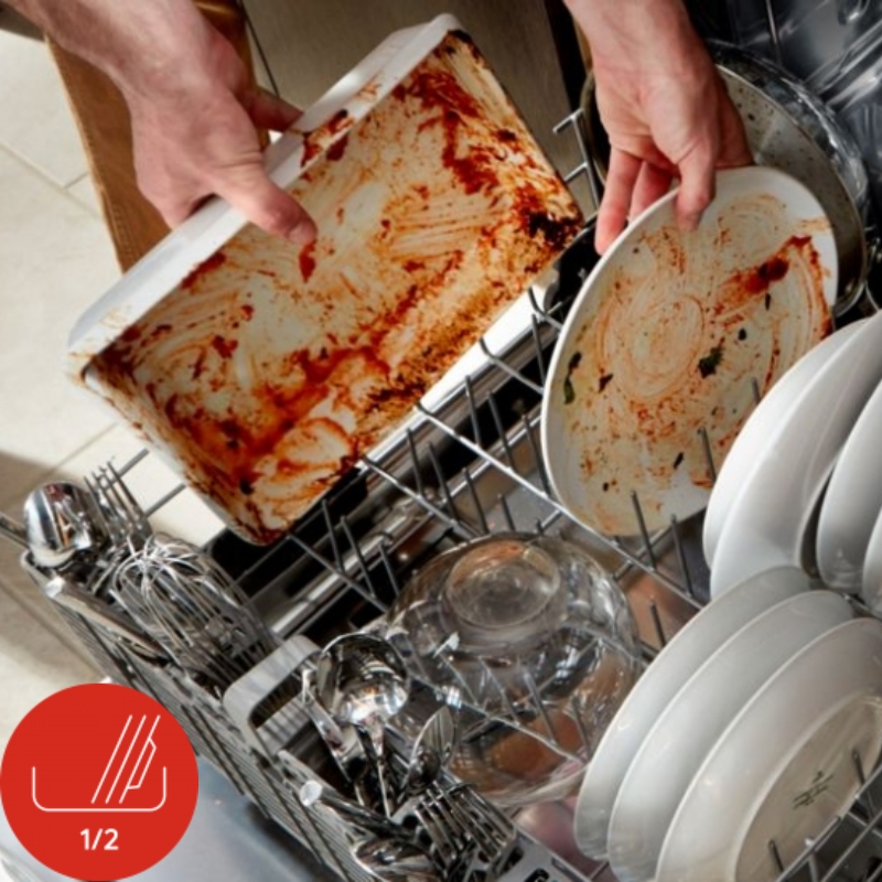 Rửa Nửa Tải linh hoạt lựa chọn rửa nửa tải trên hoặc dưới, tiết kiệm năng lượng tối đa khi lượng chén bát ít.