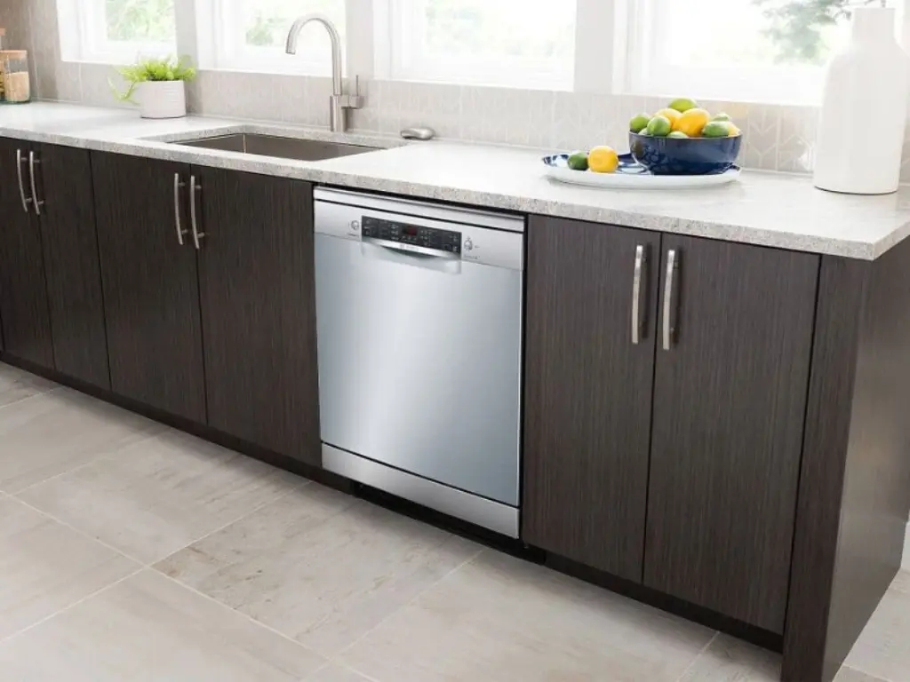 Máy rửa bát Bosch SMS46GI01P thiết kế nhỏ gọn, đẹp mắt