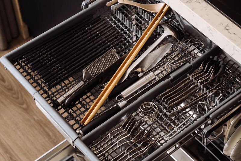 Không chỉ làm sạch chén đĩa mà máy rửa bát còn có thể làm sạch hiệu quả nhiều vật dụng khác trong gia đình