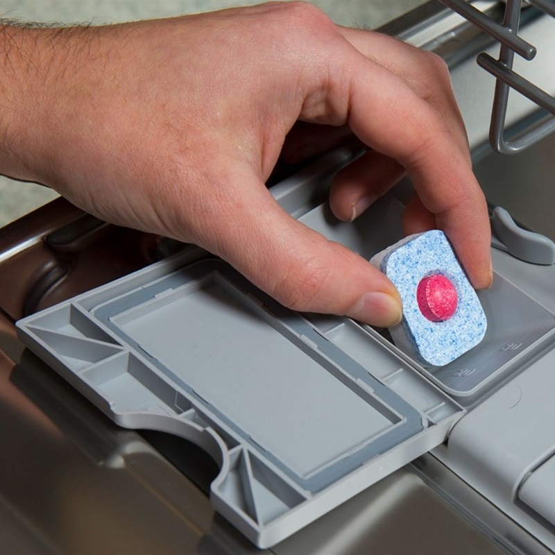 Sử dụng các chất tẩy rửa cho máy rửa bát không phù hợp