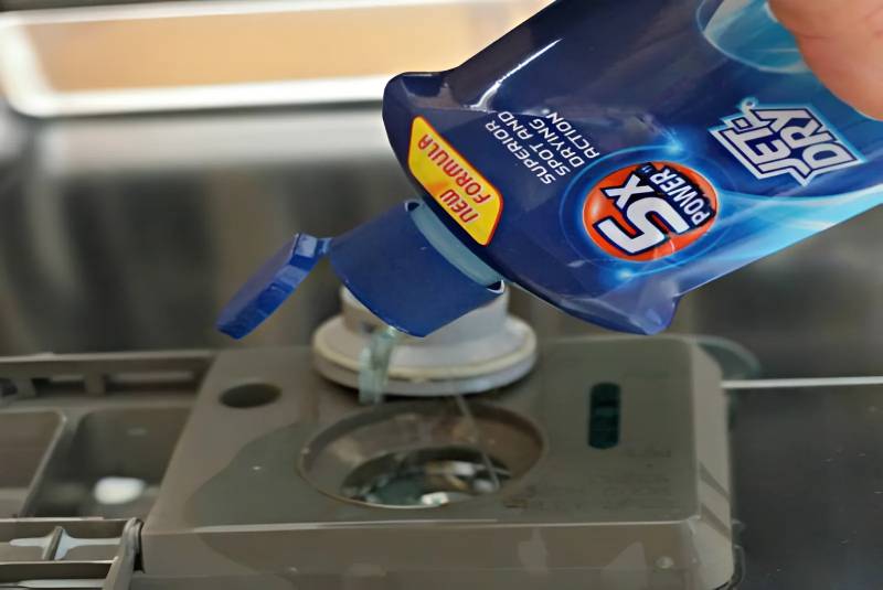 Vai trò của muối làm mềm nước