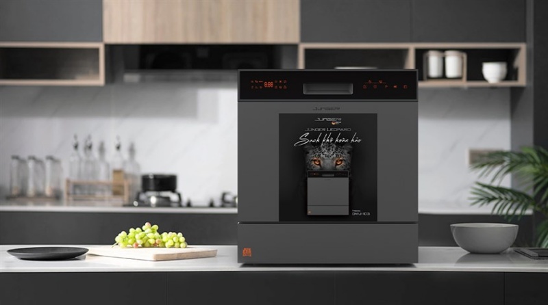 Đánh giá chi tiết máy rửa bát Junger Leopard DWJ-103 1