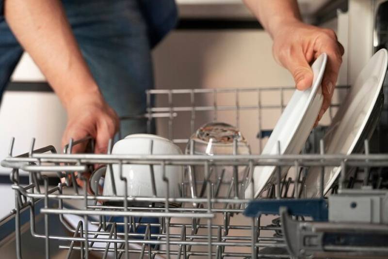 Khắc phục máy rửa bát Bosch rửa không sạch