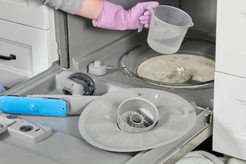 Khắc phục máy rửa bát Bosch rửa không sạch