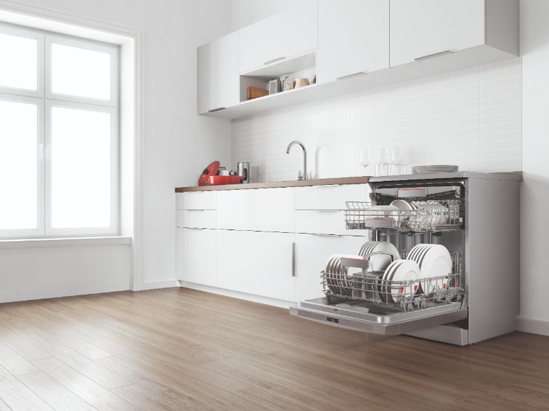 Sử dụng chất tẩy rửa vệ sinh máy rửa bát 15 bộ