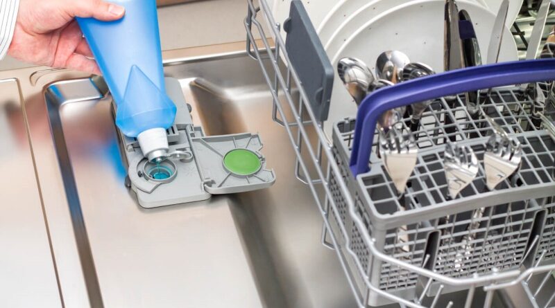 chất tẩy rửa cho máy rửa chén