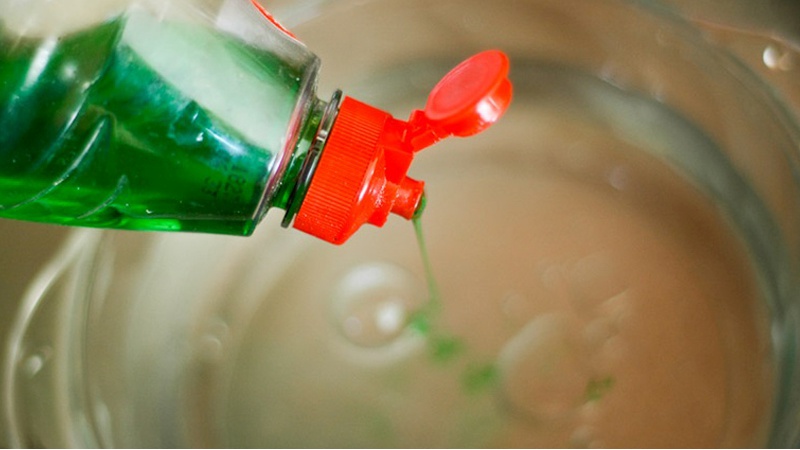 Cách rửa chén sạch