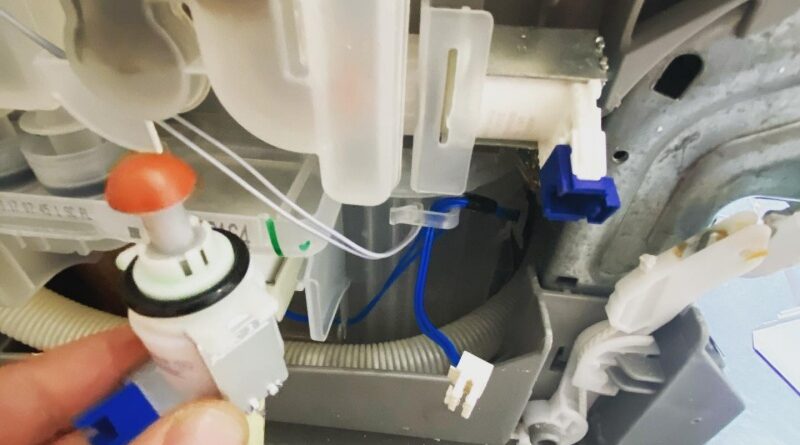 lỗi van két nước