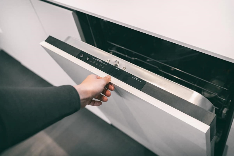 máy rửa bát không đóng được cửa