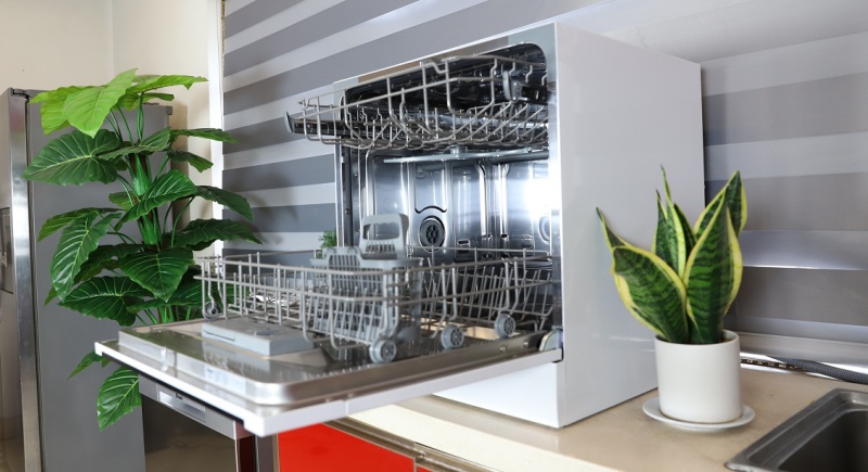 máy rửa chén bị rò rỉ nước