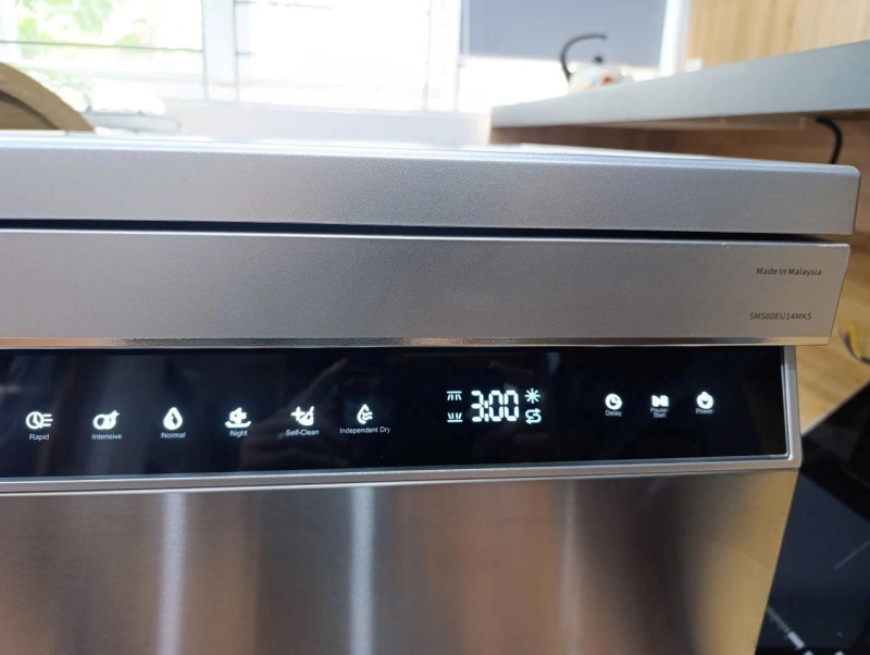 tính năng máy rửa bát