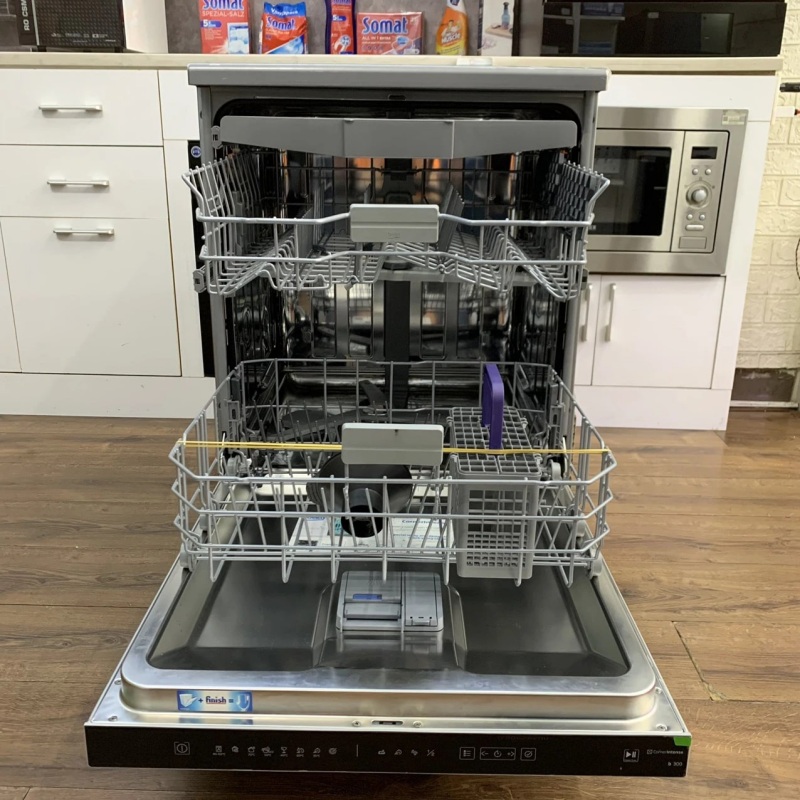 máy rửa bát BOSCH và BEKO